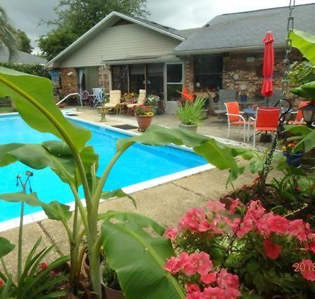 Poolside Paradise Наваре Екстериор снимка