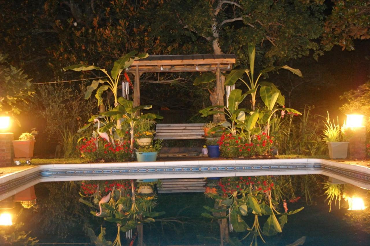 Poolside Paradise Наваре Екстериор снимка